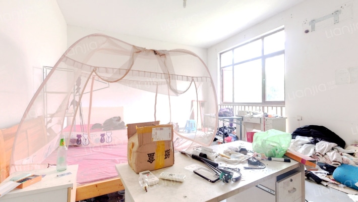 湖畔现代城1区二手房实景图