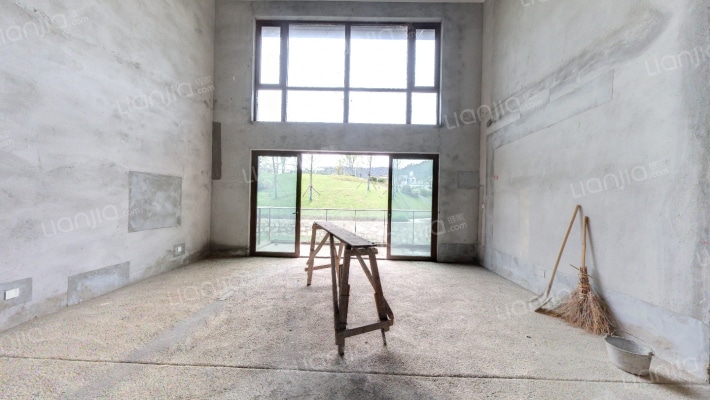 绿地麓湖郡二手房实景图