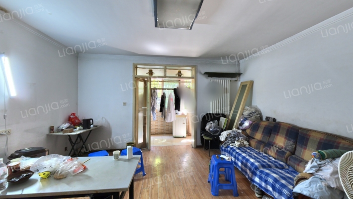 西航西苑小区二手房实景图