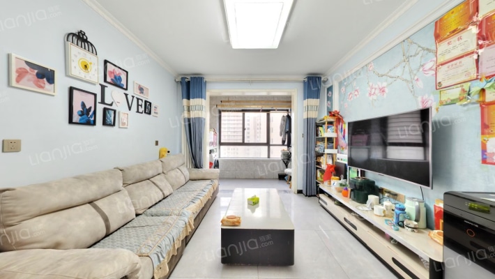 领创天誉华庭二手房实景图