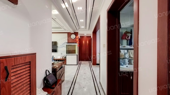 凤凰国际二手房实景图