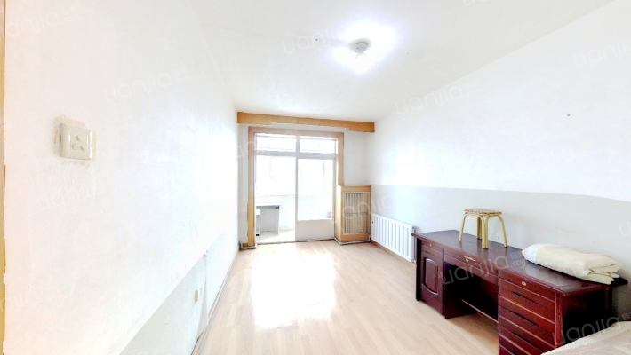 大万莲社区二手房实景图