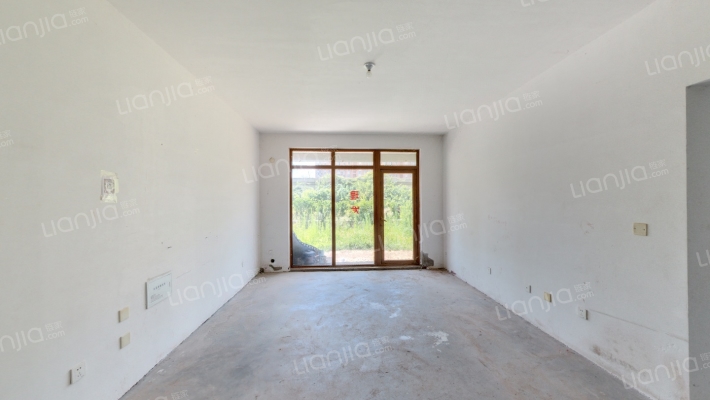 中航龙山上苑二手房实景图