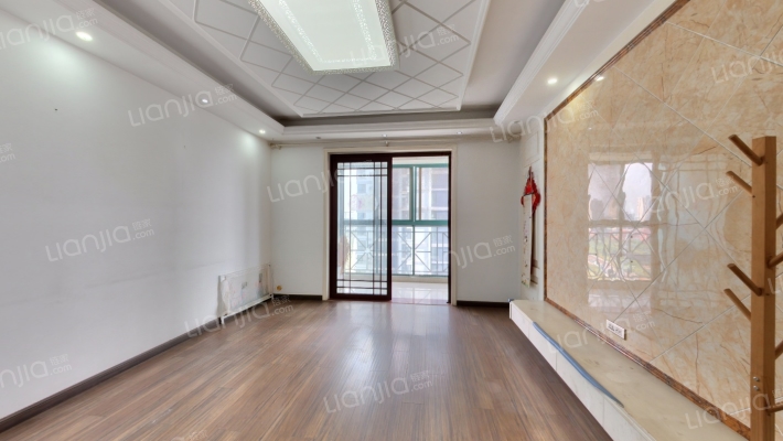 万豪水岸枫林二手房实景图