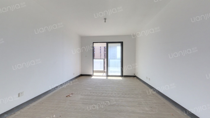 鹿湖庄园二手房实景图