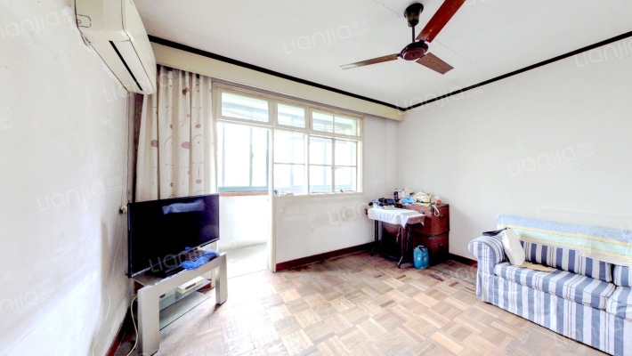 龙柏二村二手房实景图