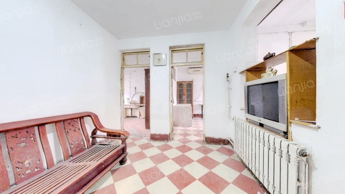 龙泉街1643号西区二手房实景图