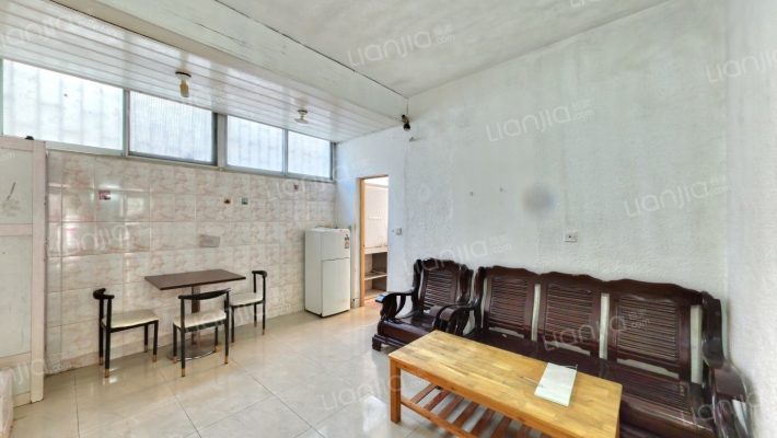 育青路二手房实景图