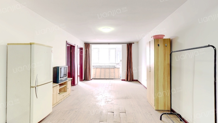 东林家园正规全阳小三居，房本在手，看房有钥匙-客厅