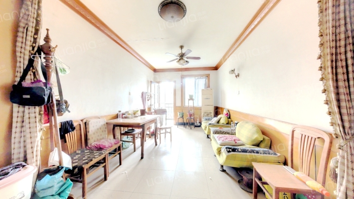 材运小区二手房实景图