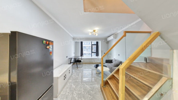 旭辉荣华公园大道二手房实景图