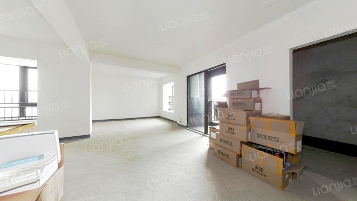 融创公园壹号二期二手房实景图