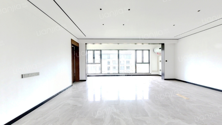 万科御龙山悦莊二手房实景图