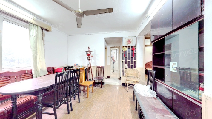 吉丽街二手房实景图