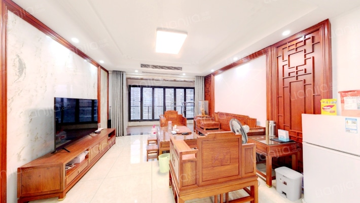 花样年君山二手房实景图