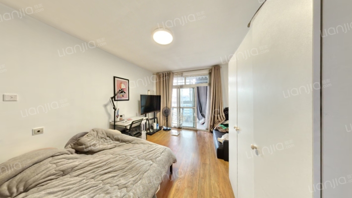 艺水芳园二手房实景图