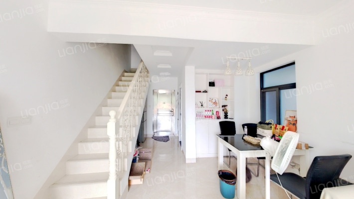 松苑雅居二手房实景图