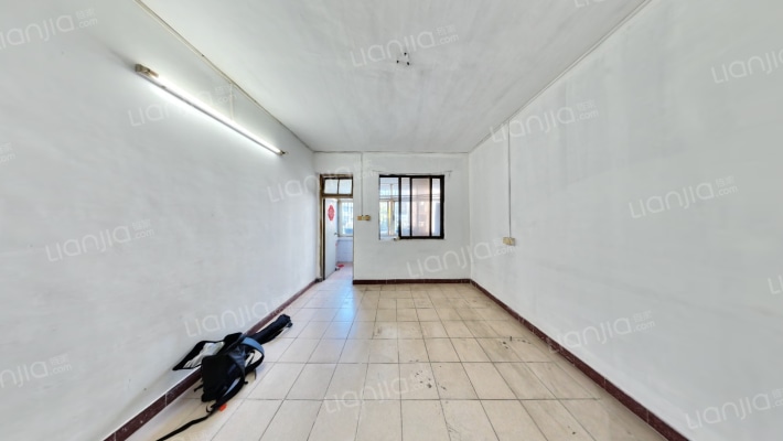 下角中路67号二手房实景图