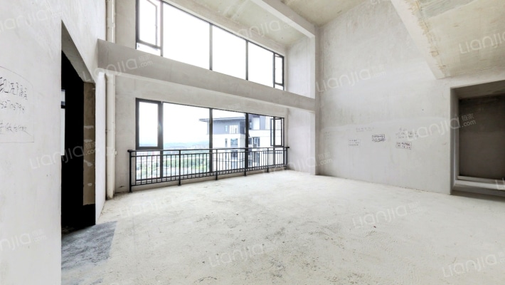 中天山水间二手房实景图