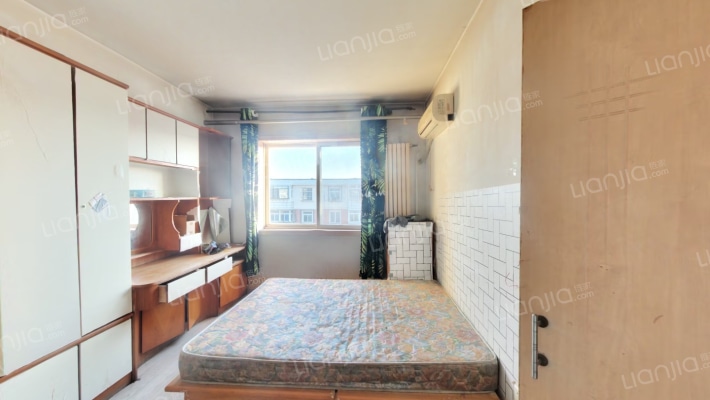 振业里二手房实景图