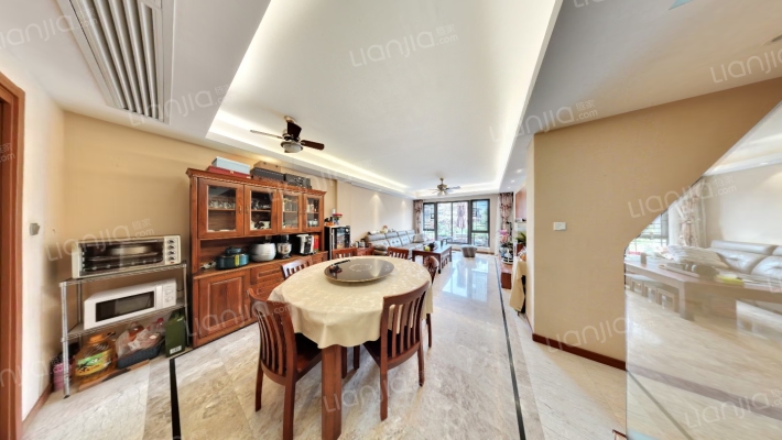 中航城A区二手房实景图