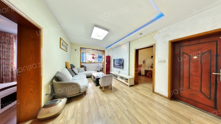 中鹏花园B区二手房实景图