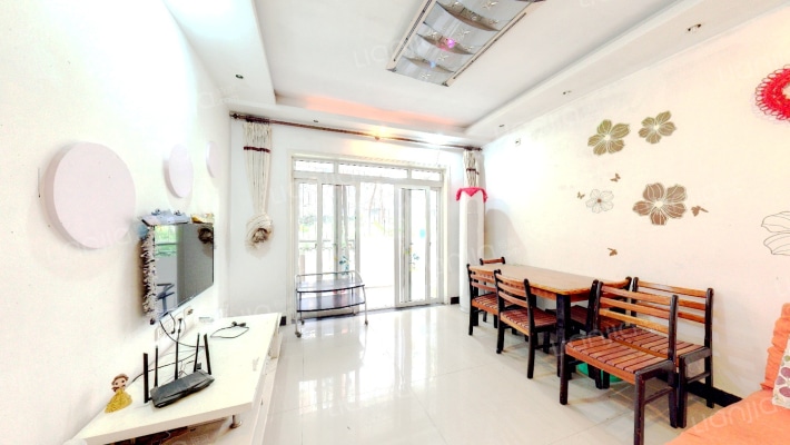 芳草地自由港湾二手房实景图