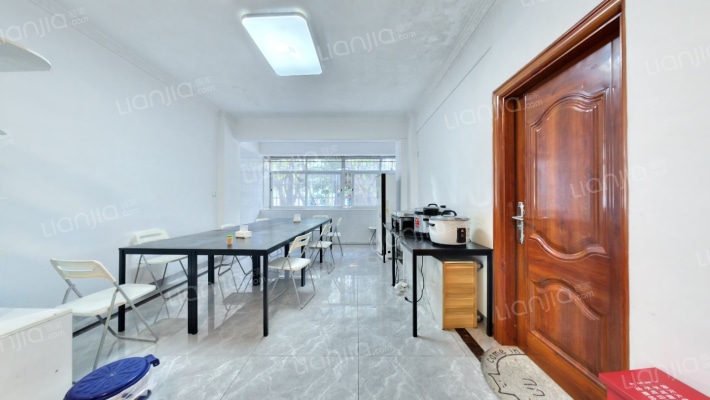 怡合花园二手房实景图