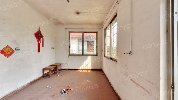 爱伦中心二手房实景图