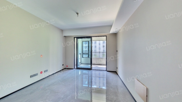 万科锦上光曜西区二手房实景图