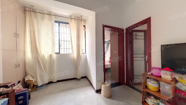 环湖雅居A区二手房实景图