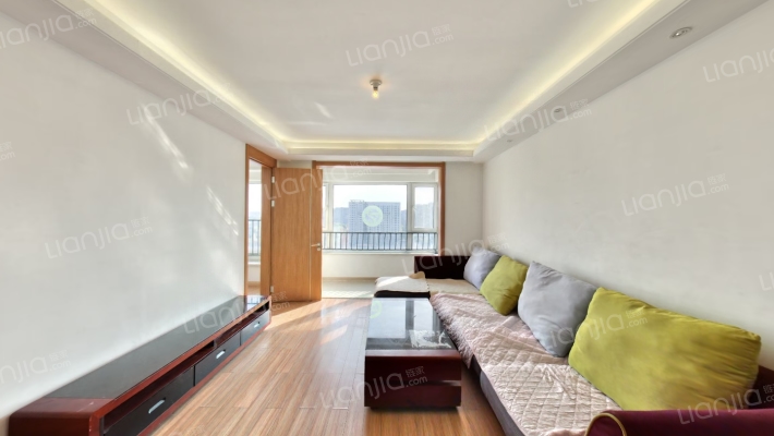 万科龙湖城市之光北区二手房实景图