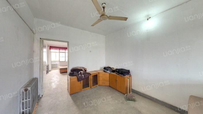 胜利商场院二手房实景图