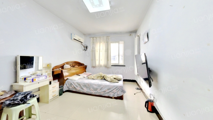 林兴里春光楼二手房实景图