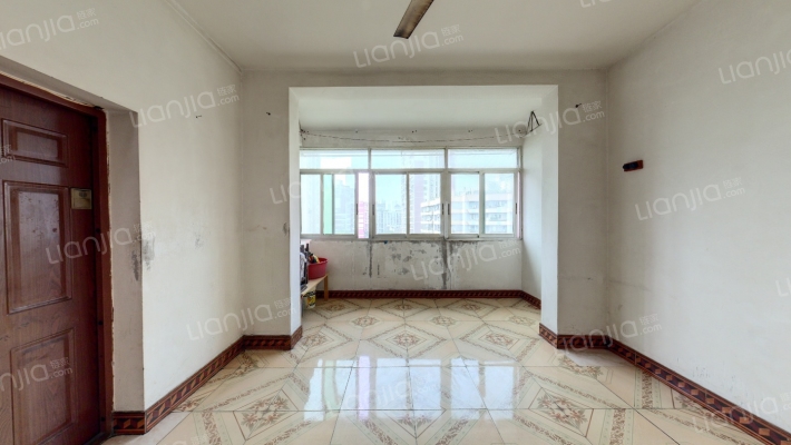 直港大道9号二手房实景图