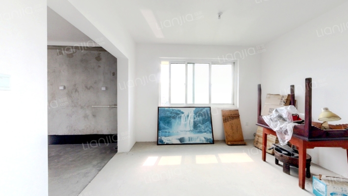 栖凤花苑三期二手房实景图