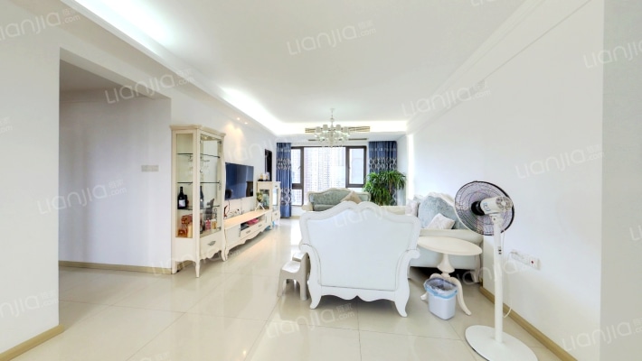 德威海湾御园二手房实景图