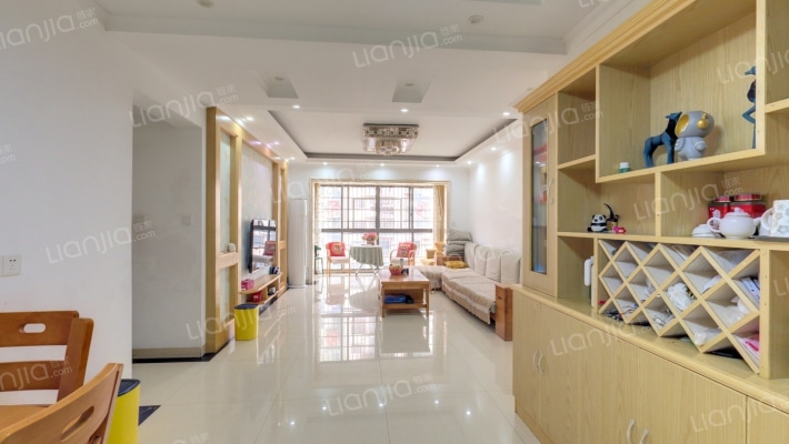 兴邦花城居住小区二手房实景图