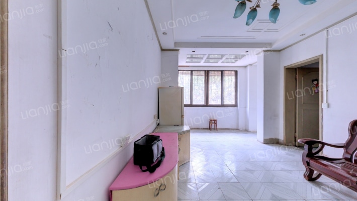 山林路二手房实景图