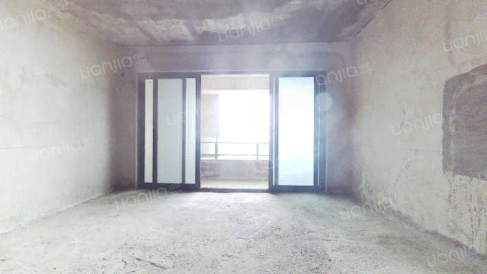 保利东湾东嘉花园二手房实景图