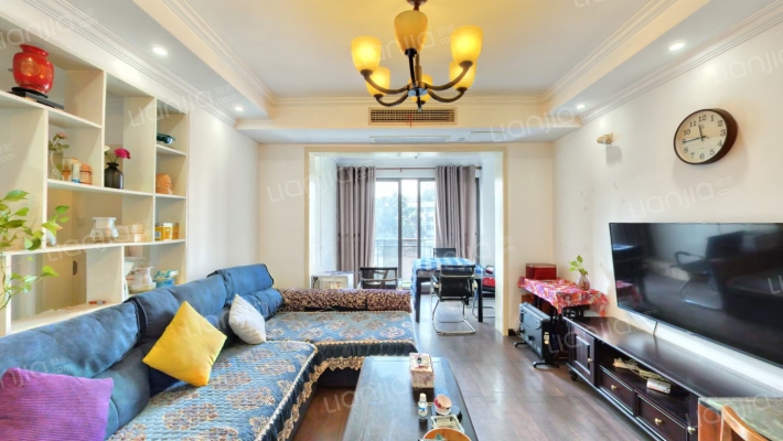 金科10年城西区二手房实景图