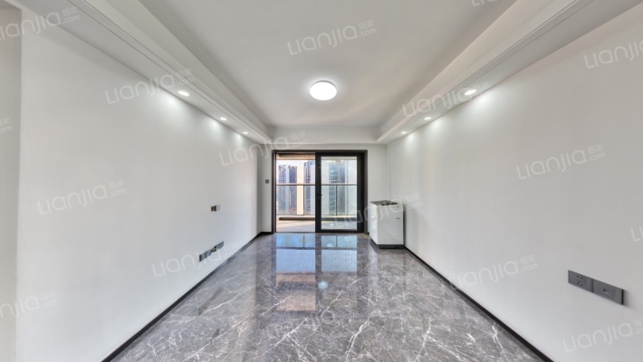 万科城市之光F区二手房实景图