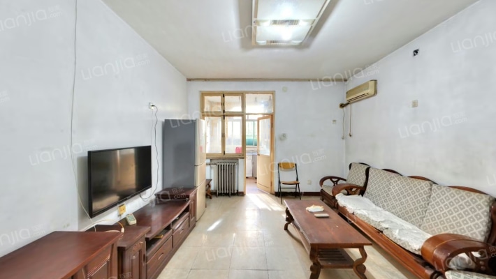 柏林南路6号院二手房实景图