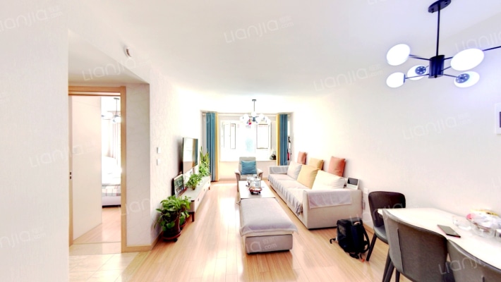 万科城三期二手房实景图