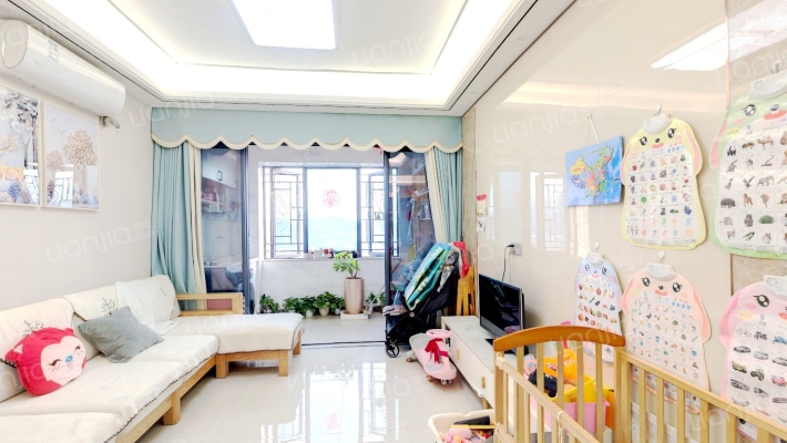 海投第一湾二期湖海庄园二手房实景图