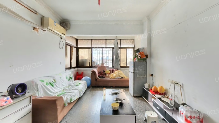 地质工程公司宿舍二手房实景图