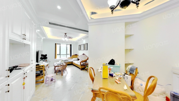 万峰华庭二手房实景图