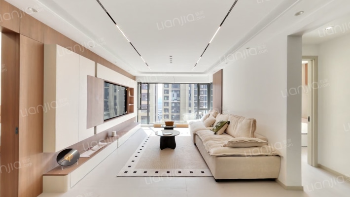 金辉优步湖畔二手房实景图