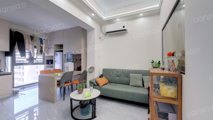 海秀广场二手房实景图