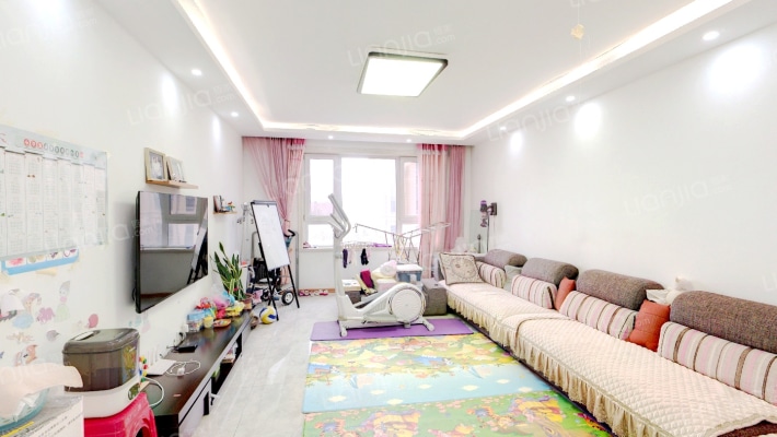 保利香槟凯歌二手房实景图